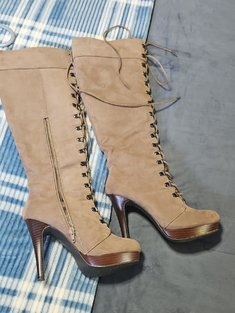 Shoe Dazzle Tan Lace-Up Over-the-Knee Platform Boots